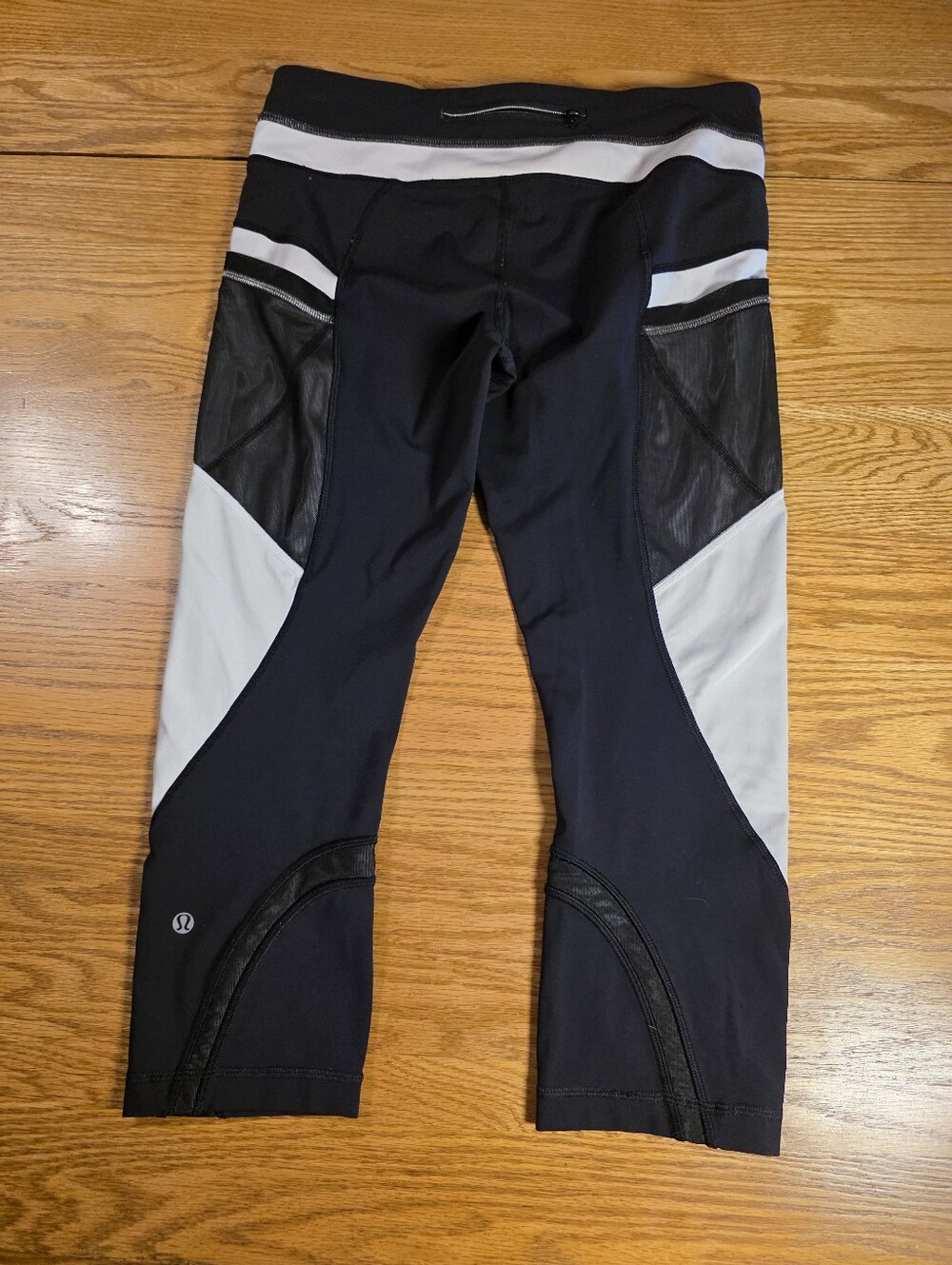 Lululemon Black Colorblock Mesh Panel Leggings Size 8